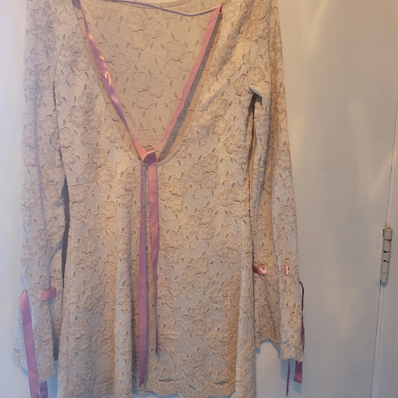 Lace Mini Dress - Picture 2 of 4